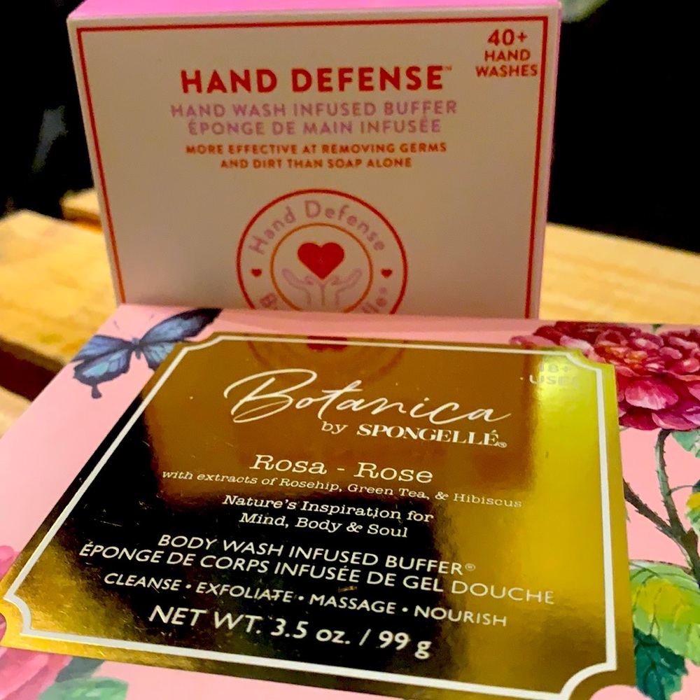 Spongelle - 1 Hand Defense, 1 Botanical Body Wash